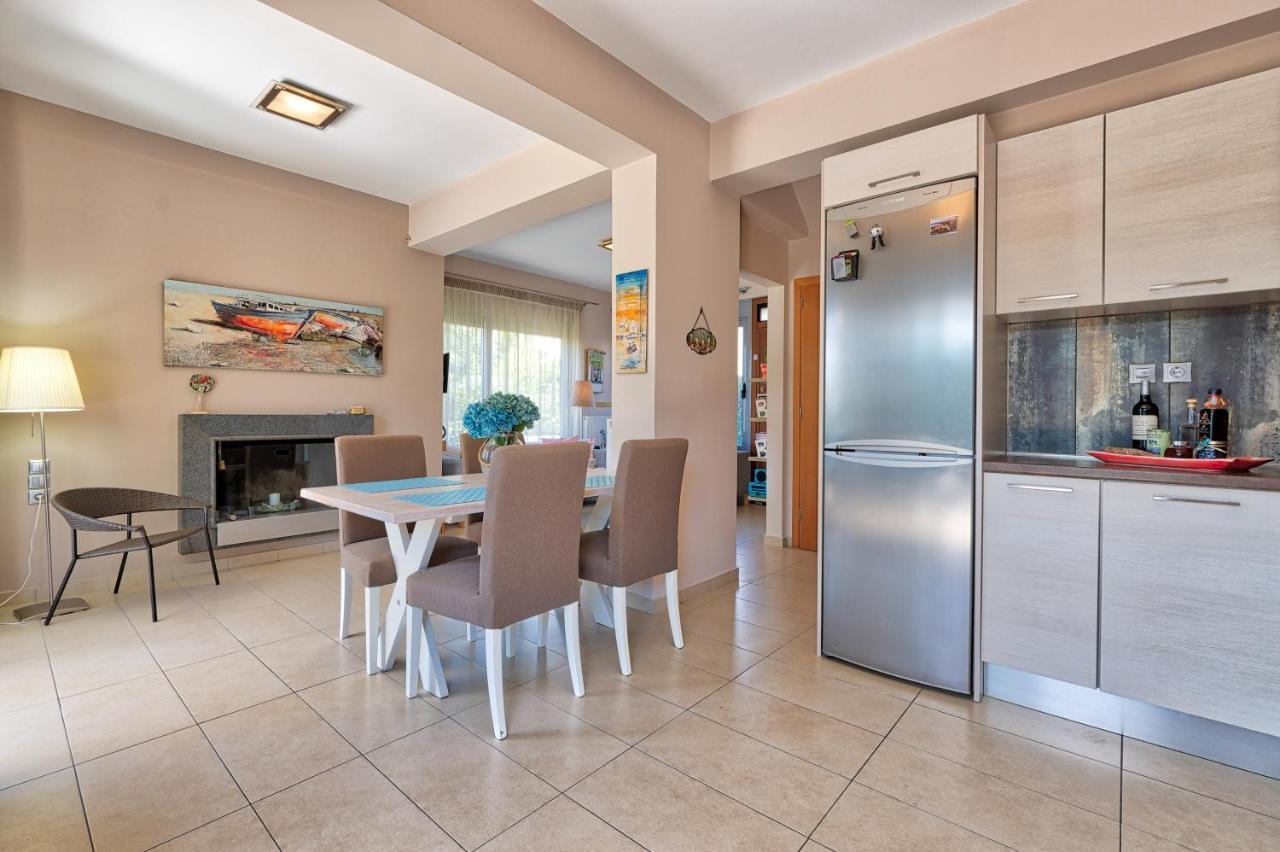 Elegant New Maisonette Near The Sea Aegina Екстериор снимка