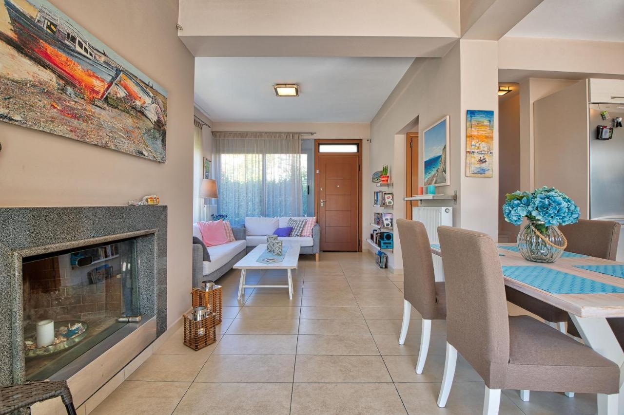 Elegant New Maisonette Near The Sea Aegina Екстериор снимка
