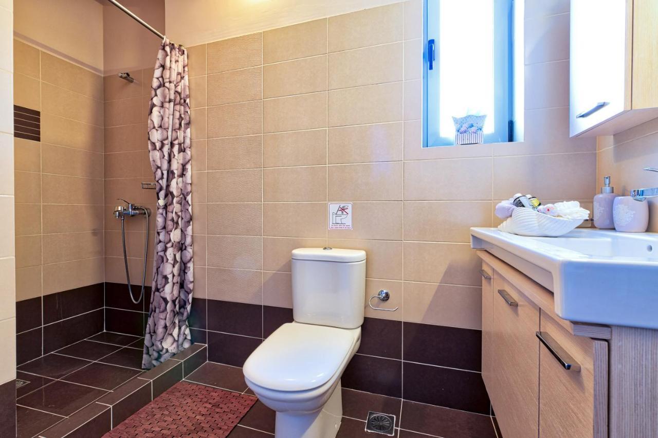 Elegant New Maisonette Near The Sea Aegina Екстериор снимка